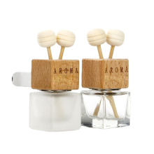 wholesale square aroma fragrance diffuser container empty hanging glass car perfume bottle